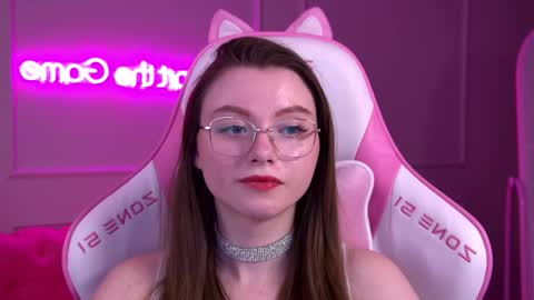 Keira online show from 22, 2, 2025