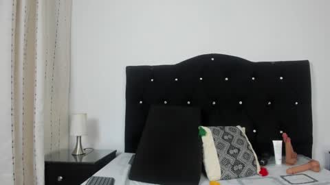   online show from 29, 9, 2025