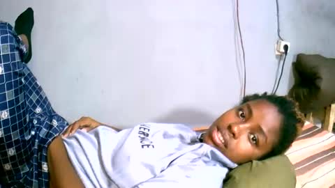 keisha759446 online show from 6, 2, 2026