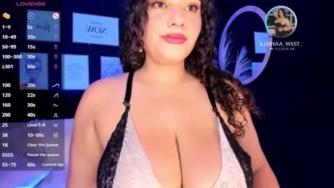Snapshot of keisha_west chatting on 10, 9, 2025 Keisha online show from 10, 9, 2025