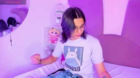 Keita moon online show from 31, 3, 2026