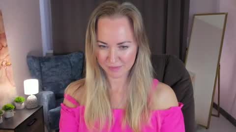 Kelly online show from 11, 6, 2026
