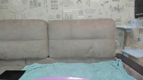 kelly_gerzikaaa online show from 4, 12, 2025