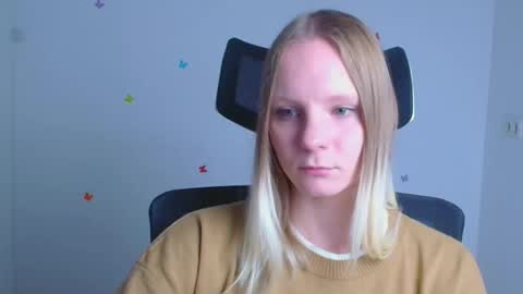 Kelly online show from 4, 10, 2025