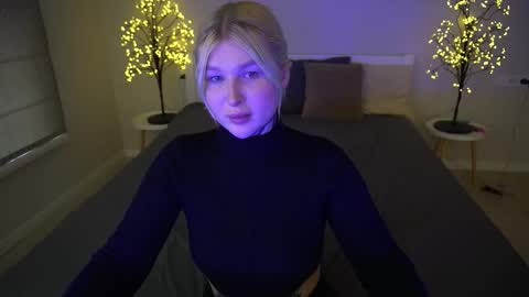Snapshot of kellybabbe chatting on 28, 9, 2025 Kelly online show from 28, 9, 2025