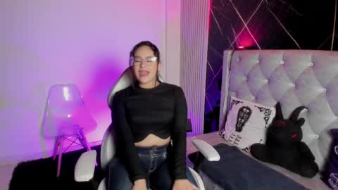 kellymurmonth online show from 2, 12, 2025