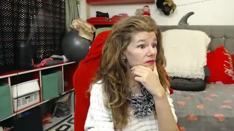 kelly online show from 28, 12, 2024