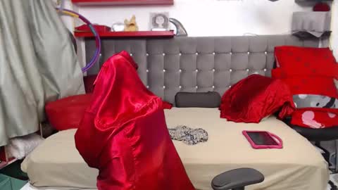 kelly online show from 8, 10, 2025