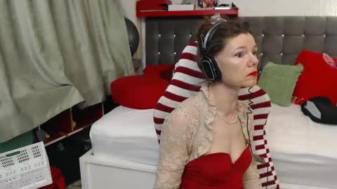 kelly online show from 15, 4, 2026