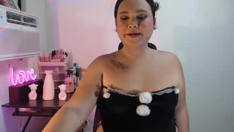 Snapshot of kellys_hot_assxx chatting on 4, 6, 2026 KELLY MCDOLEN online show from 4, 6, 2026