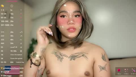 Snapshot of kellysexxie chatting on 7, 4, 2026 Kelly Smith online show from 7, 4, 2026