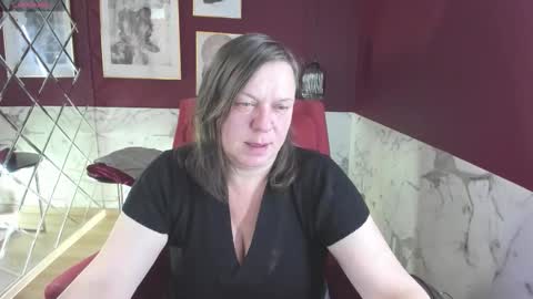 Kelly online show from 8, 10, 2025