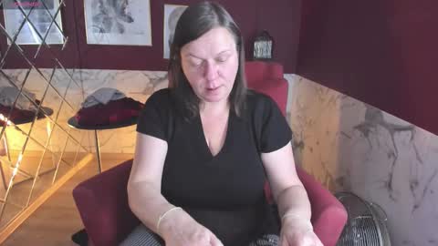 Kelly online show from 30, 10, 2025