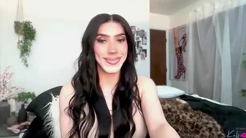 Kelsi  online show from 7, 3, 2026