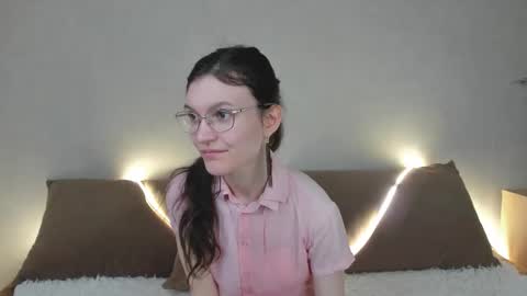 Kelsirabenold online show from 26, 3, 2026