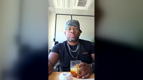 Snapshot of ken3897 chatting on 29, 5, 2026 ken3897 online show from 29, 5, 2026