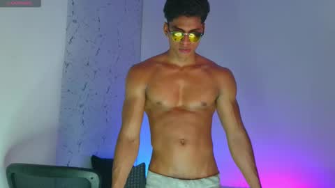 ken__owensx online show from 24, 11, 2025