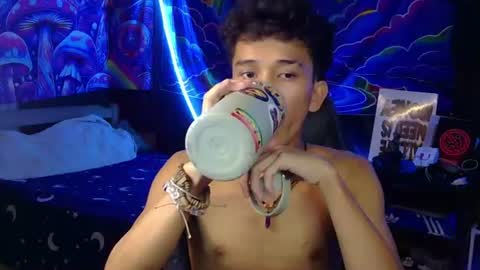 Snapshot of ken_bigcockxx chatting on 14, 7, 2026 Ken online show from 14, 7, 2026