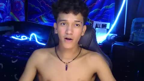 Snapshot of ken_bigcockxx chatting on 20, 7, 2026 Ken online show from 20, 7, 2026