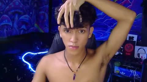 Snapshot of ken_bigcockxx chatting on 23, 7, 2026 Ken online show from 23, 7, 2026