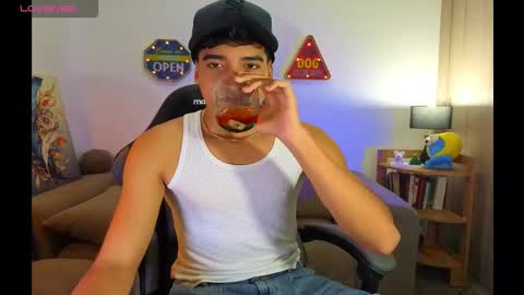 Snapshot of ken_blaker chatting on 25, 3, 2026 ken_blaker online show from 25, 3, 2026