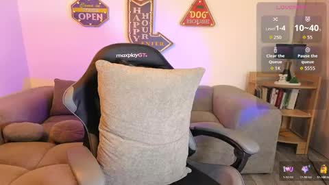 Snapshot of ken_blaker chatting on 23, 4, 2026 ken_blaker online show from 23, 4, 2026