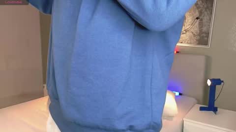   online show from 27, 9, 2025