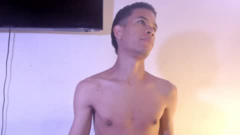 Snapshot of ken_rivera chatting on 22, 2, 2025 Julian Rivera online show from 22, 2, 2025