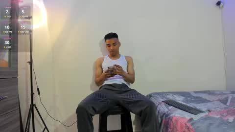 Snapshot of kenan_2601 chatting on 28, 10, 2025 kenan 2601 online show from 28, 10, 2025