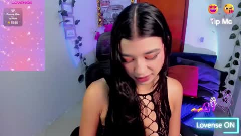 Carolina  online show from 6, 11, 2025