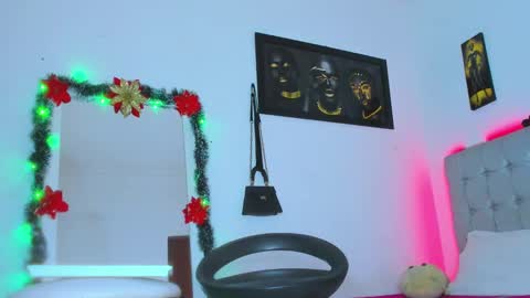 Snapshot of kendall__hot_sexy chatting on 13, 12, 2024 Kendall online show from 13, 12, 2024