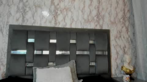 Kendall online show from 6, 3, 2025