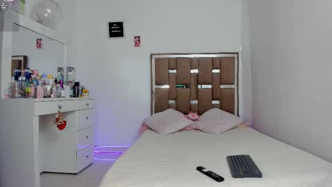 Kendall ewers online show from 9, 11, 2025