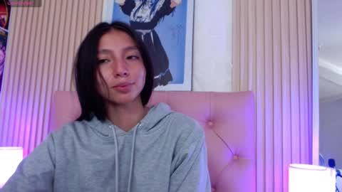 Snapshot of kendall_saenz chatting on 27, 12, 2024 kendall_saenz online show from 27, 12, 2024