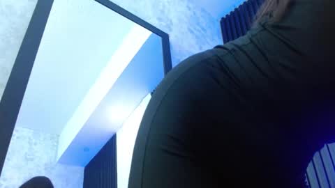 kendall_saenz online show from 24, 10, 2025