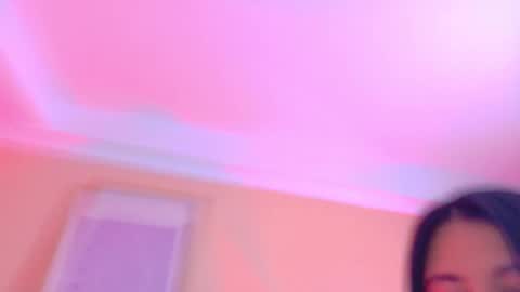   online show from 28, 10, 2025