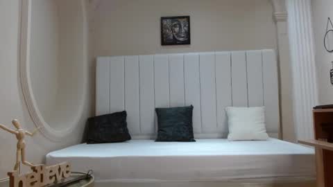 kendra_lux1 online show from 1, 10, 2025