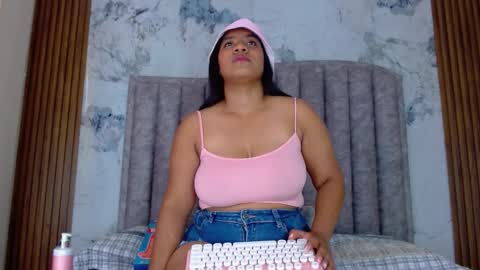Mamasita online show from 11, 3, 2025