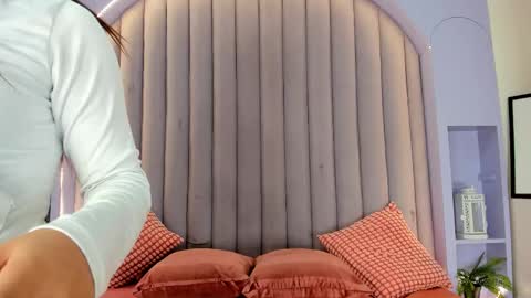 Snapshot of kendracollins_ chatting on 28, 9, 2025 Kendra online show from 28, 9, 2025