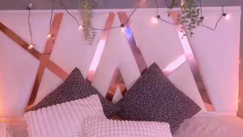 Snapshot of kendracollins_ chatting on 29, 9, 2025 Kendra online show from 29, 9, 2025