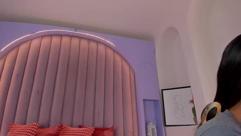 Snapshot of kendracollins_ chatting on 4, 10, 2025 Kendra online show from 4, 10, 2025