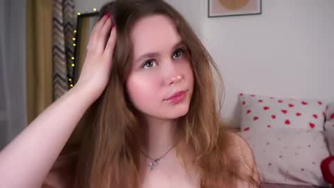 Kira online show from 10, 4, 2026