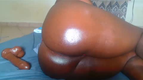 Snapshot of kenna_ass chatting on 10, 12, 2024 Kenia online show from 10, 12, 2024