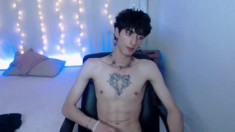 Snapshot of kenny__hot chatting on 6, 12, 2024 kenny online show from 6, 12, 2024