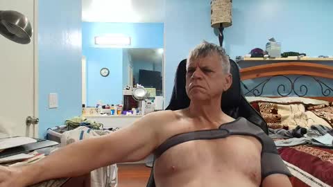Snapshot of kent_ham chatting on 3, 4, 2026 kent_ham online show from 3, 4, 2026
