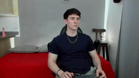 Snapshot of kent_zagann chatting on 7, 8, 2026 Santiago online show from 7, 8, 2026