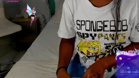 Snapshot of kentha_mitchells chatting on 12, 12, 2024 kentha_mitchells online show from 12, 12, 2024