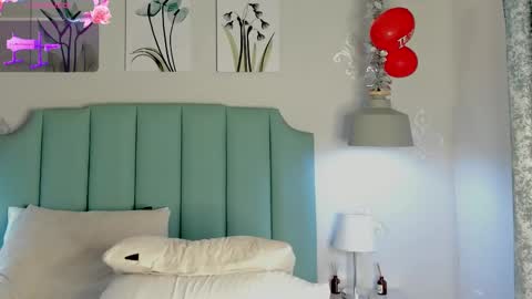 Snapshot of kentha_mitchells chatting on 16, 2, 2025 kentha_mitchells online show from 16, 2, 2025