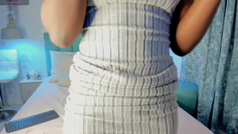 Snapshot of kentha_mitchells chatting on 10, 3, 2025 kentha_mitchells online show from 10, 3, 2025