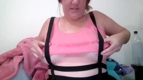 Snapshot of kenzbenz chatting on 8, 7, 2026 KenzBenz online show from 8, 7, 2026